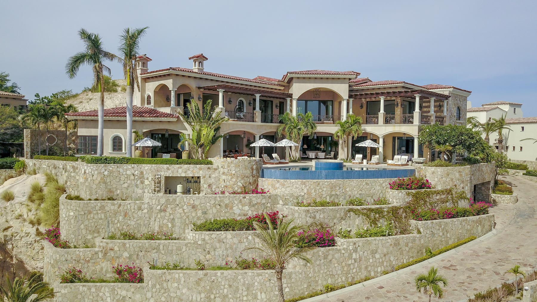 Book Luxury Villas in Los Cabos – Del Mar \u0026 Palmilla Rentals, image size:1800x1013